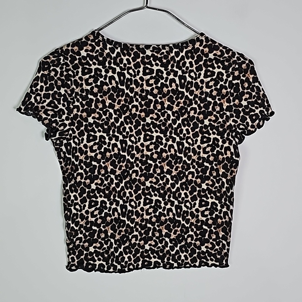 American Eagle xs leopard print short sleeve crop top - Picture 4 of 6